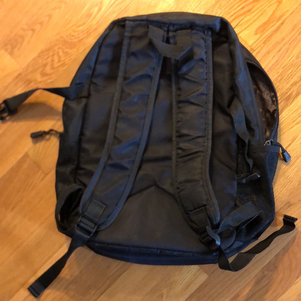 Supreme Backpack - Picture 2 of 3